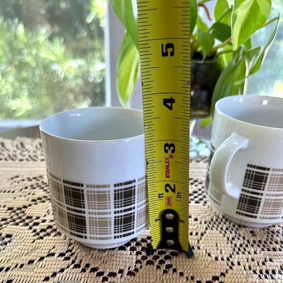 Vintage Harmony House Highlander Brown Plaid Coffee Cups set of 2 - Picture 8 of 10